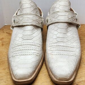 Donald J. Pliner Cream Western Boots